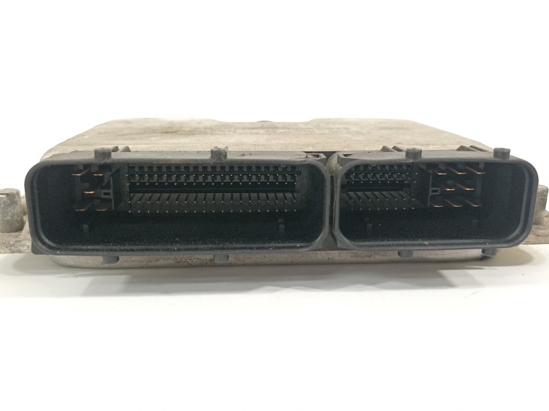 Recambio de centralita motor uce para seat leon (1m1) stella referencia OEM IAM 038906012FJ  