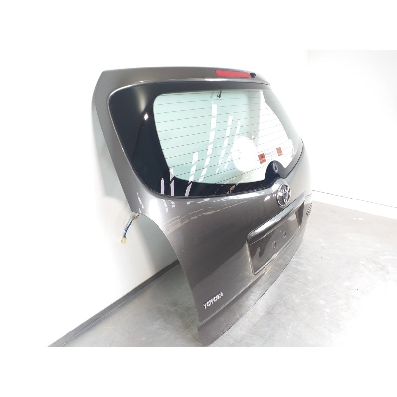 Recambio de porton trasero para toyota corolla verso (r1) 1.8 luna referencia OEM IAM   