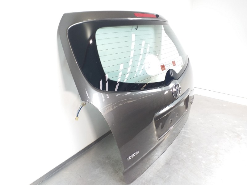 Recambio de porton trasero para toyota corolla verso (r1) 1.8 luna referencia OEM IAM   