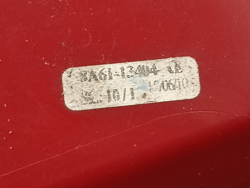 Recambio de piloto trasero derecho para ford fiesta (cb1) ambiente referencia OEM IAM 8A6113404A  