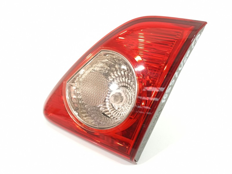 Recambio de piloto trasero derecho para toyota corolla (e15) high referencia OEM IAM 8158112110  