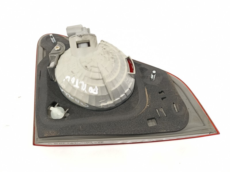 Recambio de piloto trasero izquierdo para toyota corolla (e15) high referencia OEM IAM 8159112100  