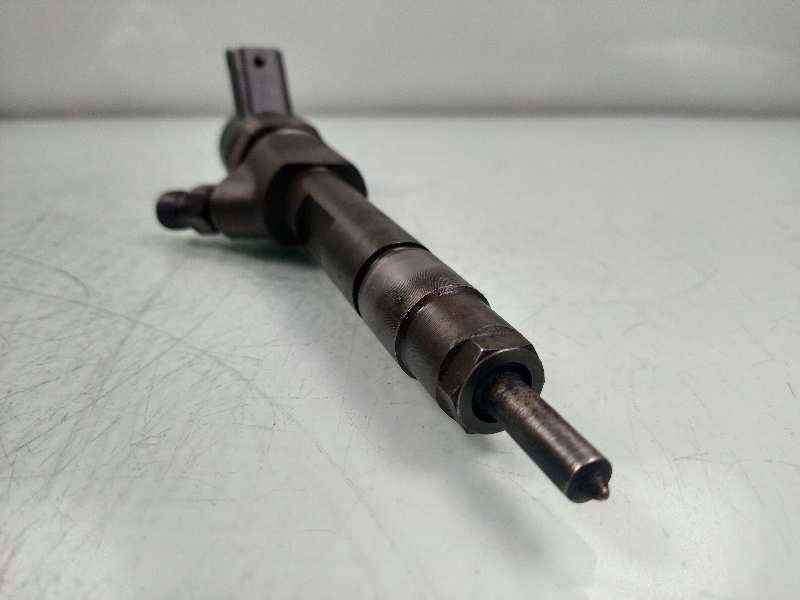 Recambio de inyector para renault scenic ii confort dynamique referencia OEM IAM 7700111014 0445110021 