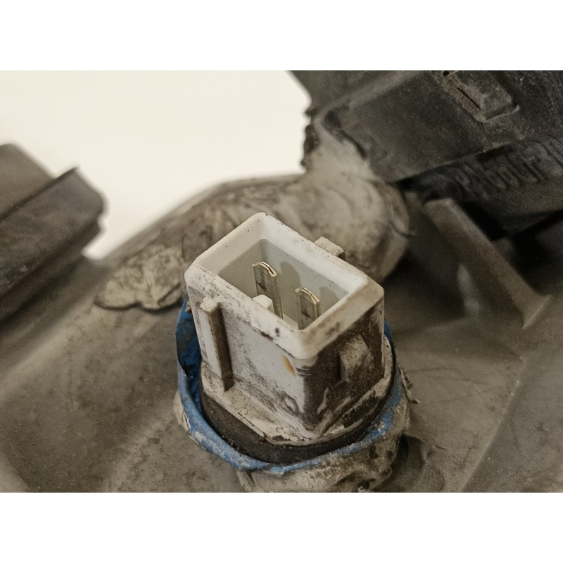 Recambio de faro izquierdo para renault trafic combi (ab 4.01) 1.9 diesel referencia OEM IAM 7700311371 91165719 