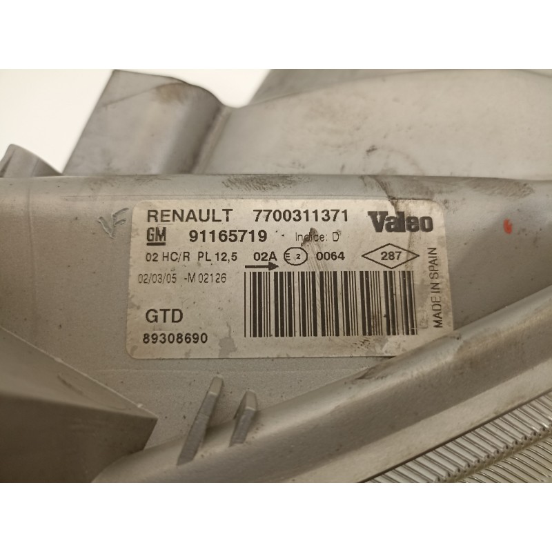 Recambio de faro izquierdo para renault trafic combi (ab 4.01) 1.9 diesel referencia OEM IAM 7700311371 91165719 