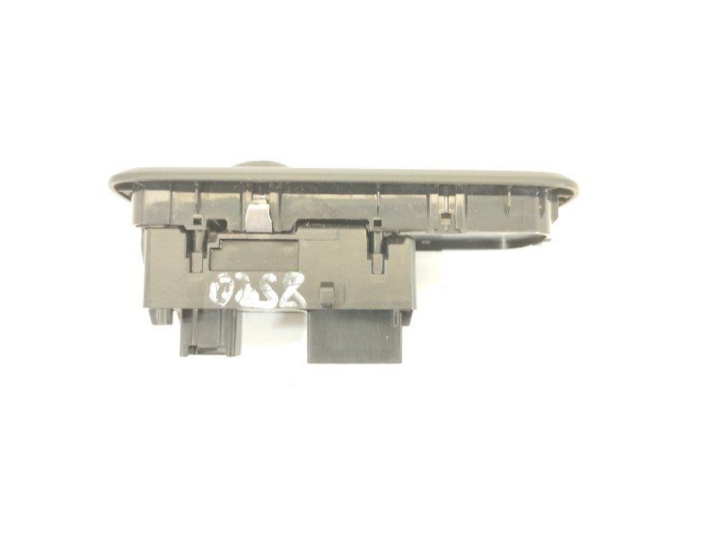 Recambio de mando elevalunas delantero izquierdo para ford fiesta (cb1) ambiente referencia OEM IAM 6A6T14A132AC 10006940 T0XNA