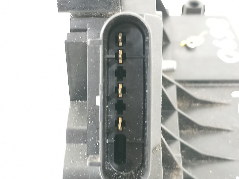 Recambio de cerradura puerta trasera izquierda para ford fiesta (cb1) ambiente referencia OEM IAM 8A6AA26413AF  