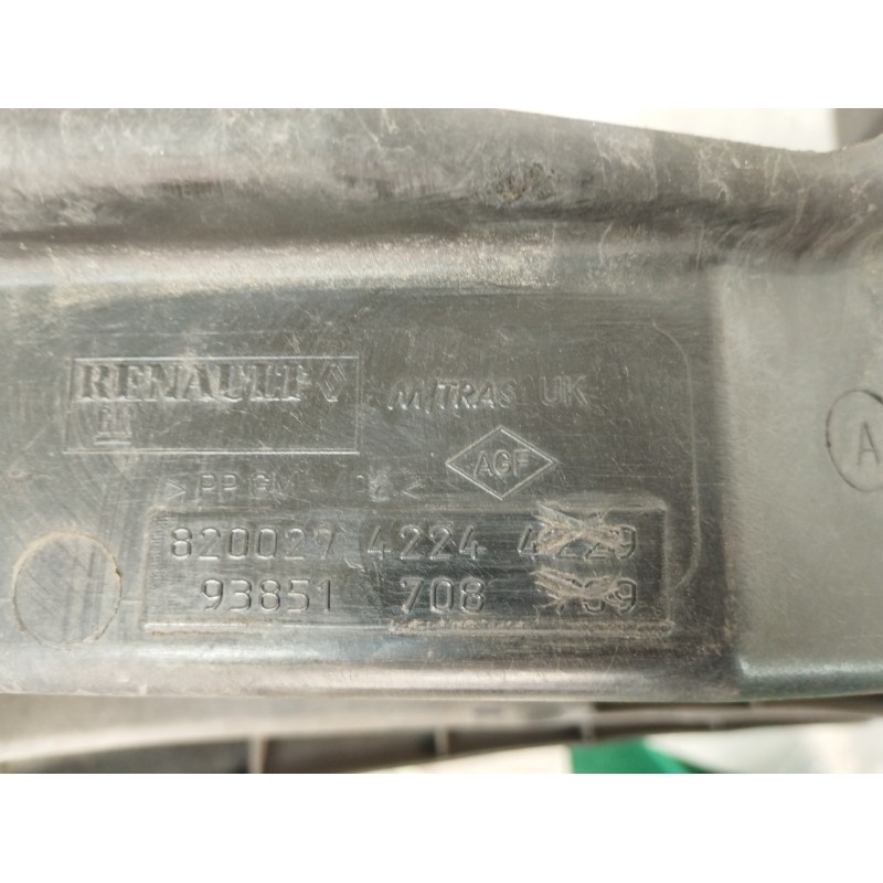 Recambio de panel frontal para renault trafic combi (ab 4.01) 1.9 diesel referencia OEM IAM 8200274224 93851708 