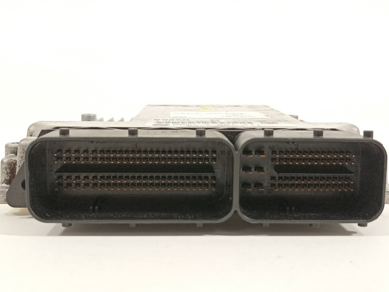 Recambio de centralita motor uce para bmw x3 (e83) 2.0d referencia OEM IAM 13617801711 0281013251 7801711