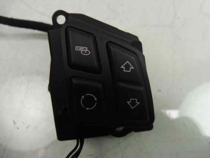 Recambio de mando volante para bmw serie 1 berlina (e81/e87) 116d referencia OEM IAM 9123288 305227985 