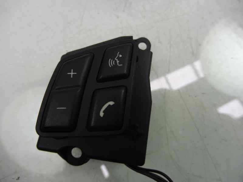 Recambio de mando volante para bmw serie 1 berlina (e81/e87) 116d referencia OEM IAM 9123288 305227985 