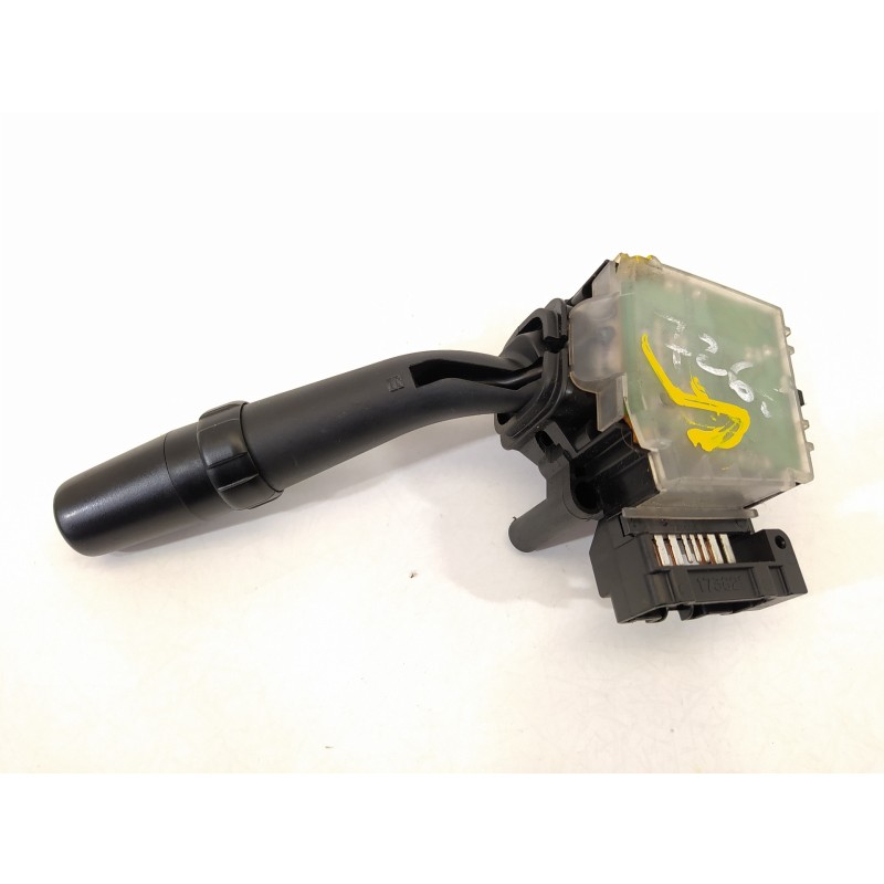 Recambio de mando limpia para toyota corolla verso (r1) 1.8 luna referencia OEM IAM 8465205170  