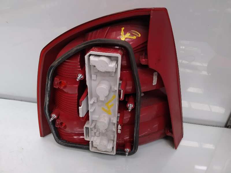 Recambio de piloto trasero derecho para skoda octavia berlina (1z3) trend referencia OEM IAM 1Z5945096A  