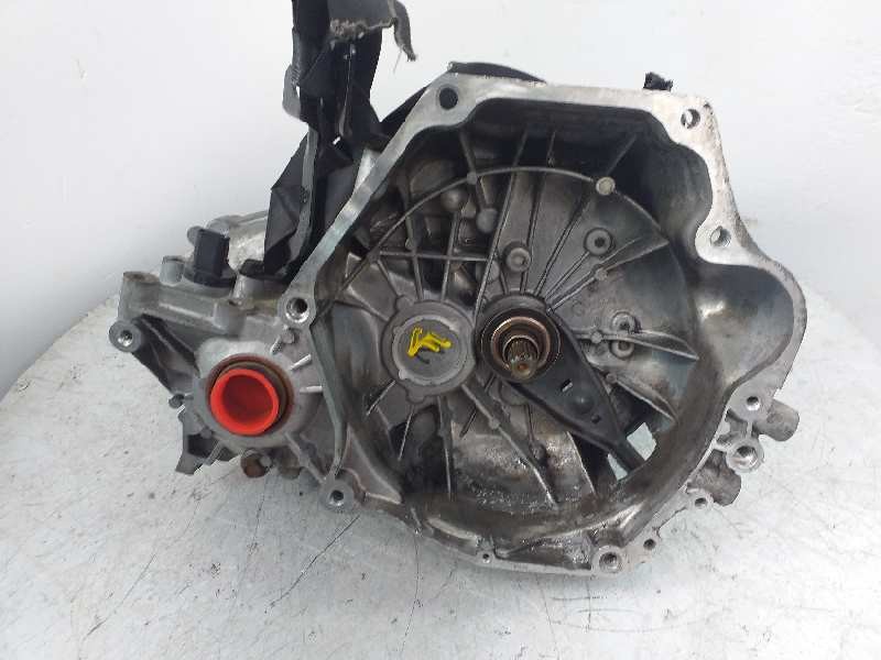 Recambio de caja cambios para chrysler pt cruiser (pt) 2.0 classic referencia OEM IAM 4668776AD  