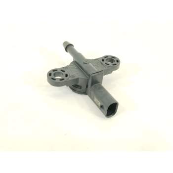 SENSOR 4M0959121A 