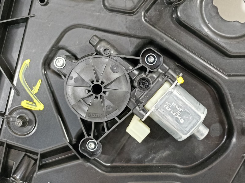 Recambio de elevalunas delantero derecho para skoda octavia combi (5e5) ambition referencia OEM IAM 5E3837656A 5Q0959802A 