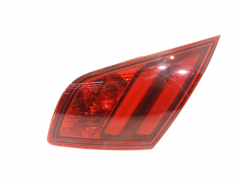 Recambio de piloto trasero derecho para peugeot 308 style referencia OEM IAM 9677818280  