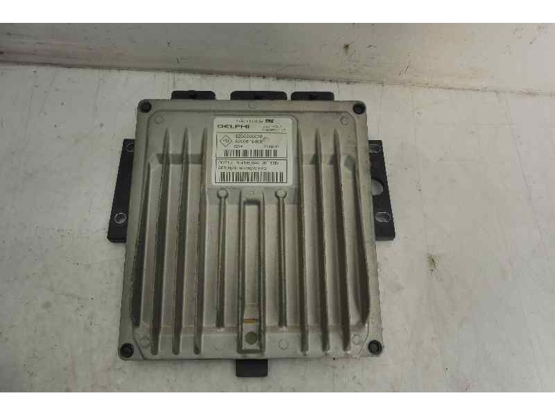 Recambio de centralita motor uce para renault clio iii exception referencia OEM IAM 8200399038 8200619409 