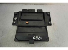 Recambio de centralita motor uce para renault clio iii exception referencia OEM IAM 8200399038 8200619409  2