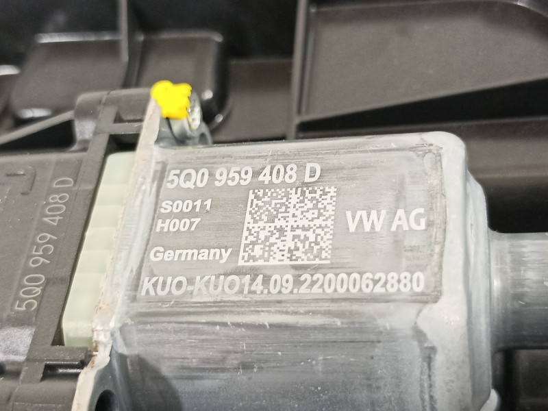 Recambio de elevalunas trasero derecho para skoda octavia combi (5e5) ambition referencia OEM IAM 5E839656A 5Q0959408D 