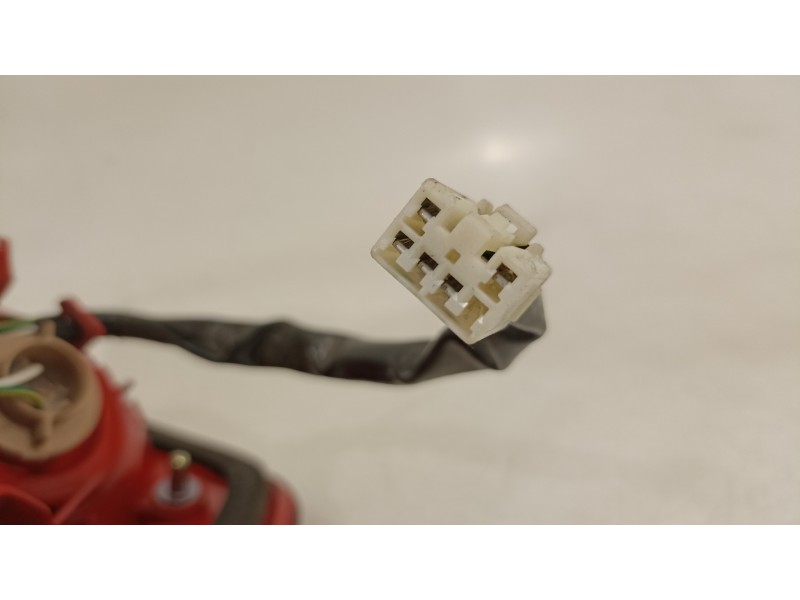 Recambio de piloto trasero derecho para toyota rav 4 (a2) 1.8 luna referencia OEM IAM 8155142040  