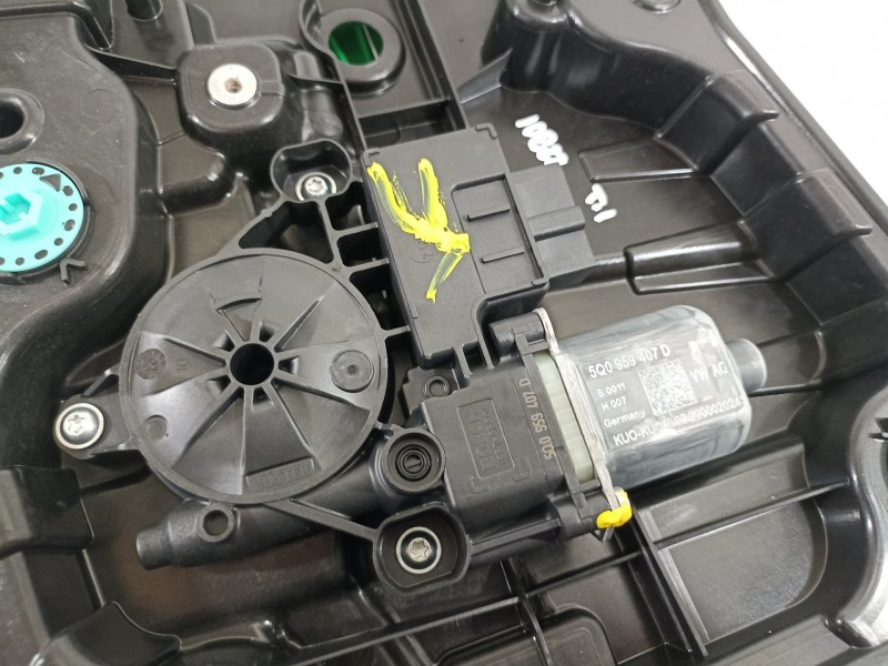 Recambio de elevalunas trasero izquierdo para skoda octavia combi (5e5) ambition referencia OEM IAM 5E3839655A 5Q0959407D 