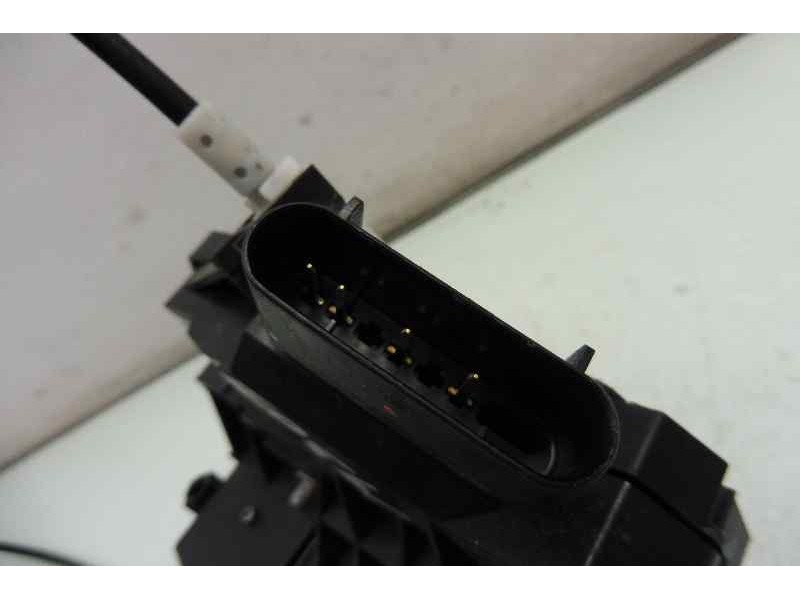 Recambio de cerradura puerta delantera derecha para ford fiesta (cb1) trend referencia OEM IAM 8A6AA21812BJ  