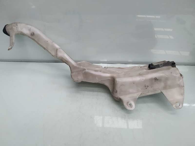 Recambio de deposito limpia para toyota rav 4 (a2) 1.8 luna referencia OEM IAM 060851044  