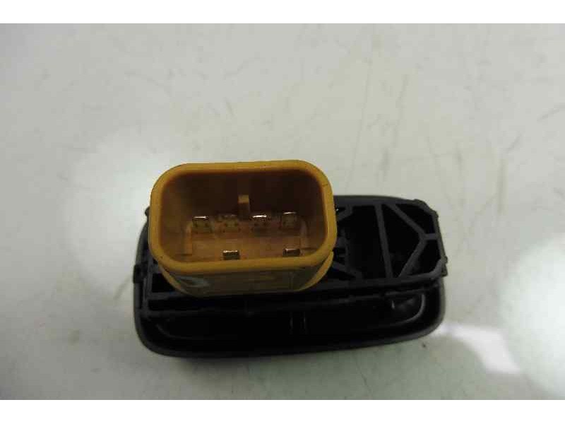 Recambio de mando elevalunas delantero derecho para ford fiesta (cb1) trend referencia OEM IAM 8A6T14529AB  