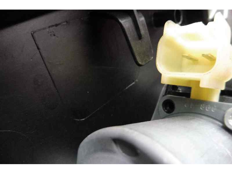 Recambio de elevalunas delantero derecho para ford fiesta (cb1) trend referencia OEM IAM 8A61A045H16AG 8A6114553A 