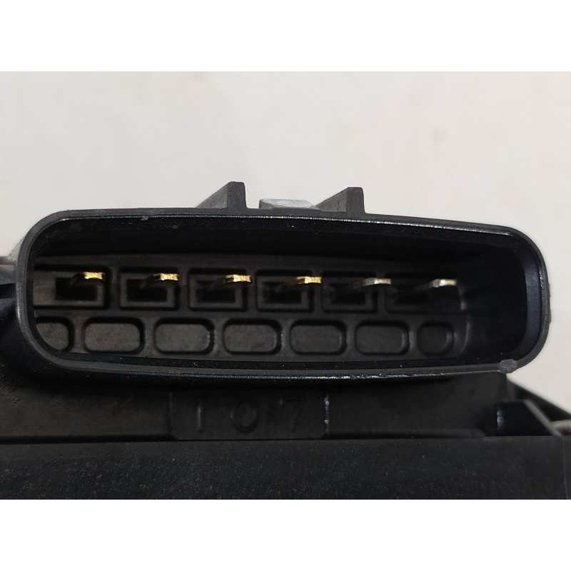 Recambio de caja mariposa para toyota corolla verso (r1) 1.8 luna referencia OEM IAM 220300D011  