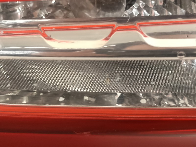 Recambio de piloto trasero derecho en porton para citroën ds5 style referencia OEM IAM 9803167980  