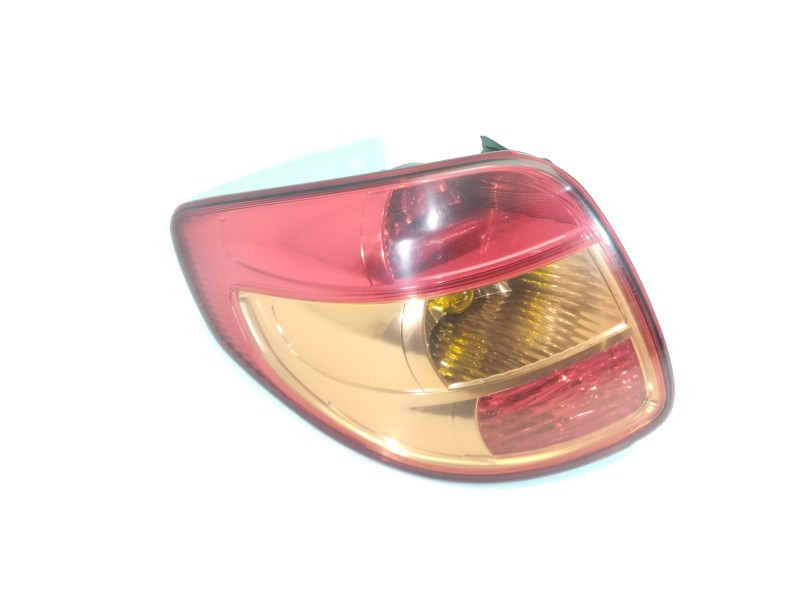 Recambio de piloto trasero izquierdo para fiat sedici (189) 1.9 8v multijet dynamic referencia OEM IAM 22016684  