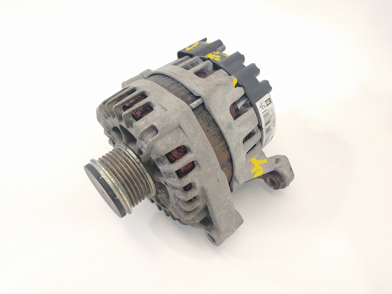 Recambio de alternador para opel adam glam ecoflex referencia OEM IAM 13588289 2619573A FG12S064