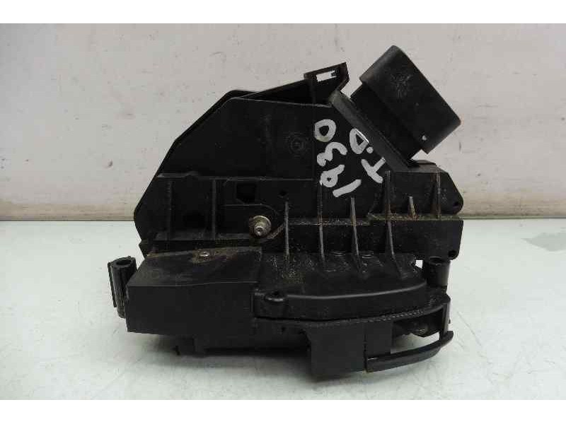 Recambio de cerradura puerta trasera derecha para ford fiesta (cb1) trend referencia OEM IAM 8A6AA26412AJ  