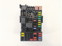 Recambio de caja reles / fusibles para opel adam glam ecoflex referencia OEM IAM 2B0Z4010F   2