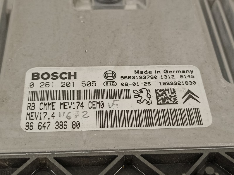 Recambio de centralita motor uce para peugeot 207 207 3p referencia OEM IAM 9664738680 0261201505 