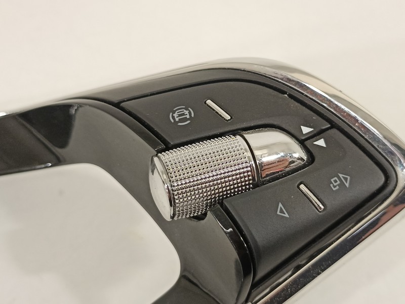 Recambio de mando volante para skoda octavia combi (5e5) ambition referencia OEM IAM 5E3919719J 5E3419093B 3128799W29AF