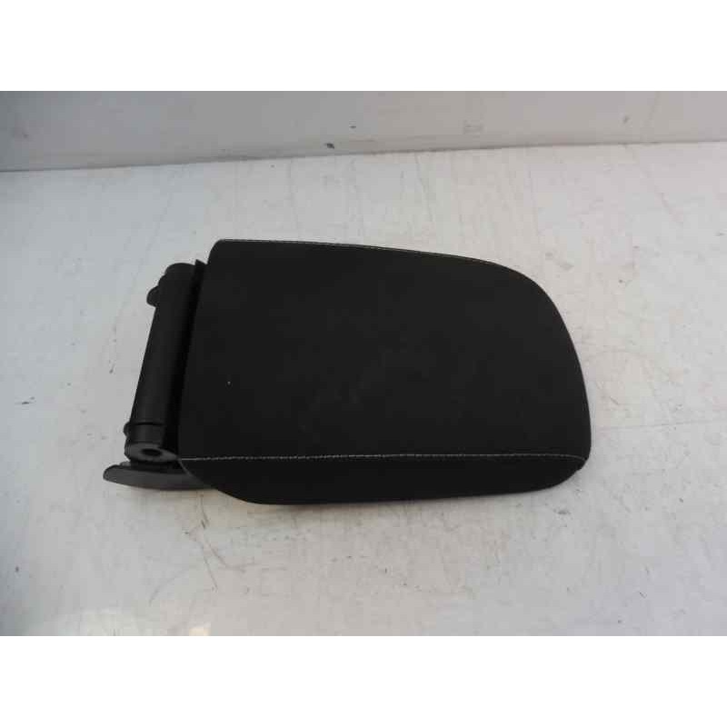Recambio de apoyabrazos central para volkswagen golf vii lim. sport by r-line bluemotion referencia OEM IAM 5G0864207D  