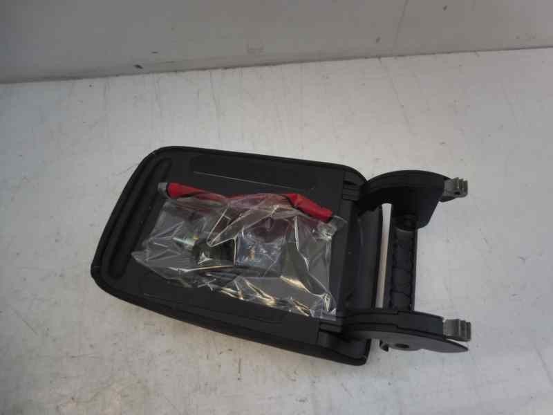 Recambio de apoyabrazos central para volkswagen golf vii lim. sport by r-line bluemotion referencia OEM IAM 5G0864207D  