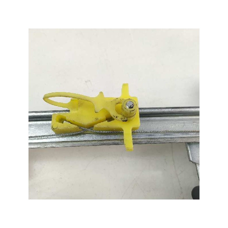 Recambio de elevalunas delantero derecho para renault trafic caja cerrada (ab 4.01) doble cabina l1h1 2,7t referencia OEM IAM   