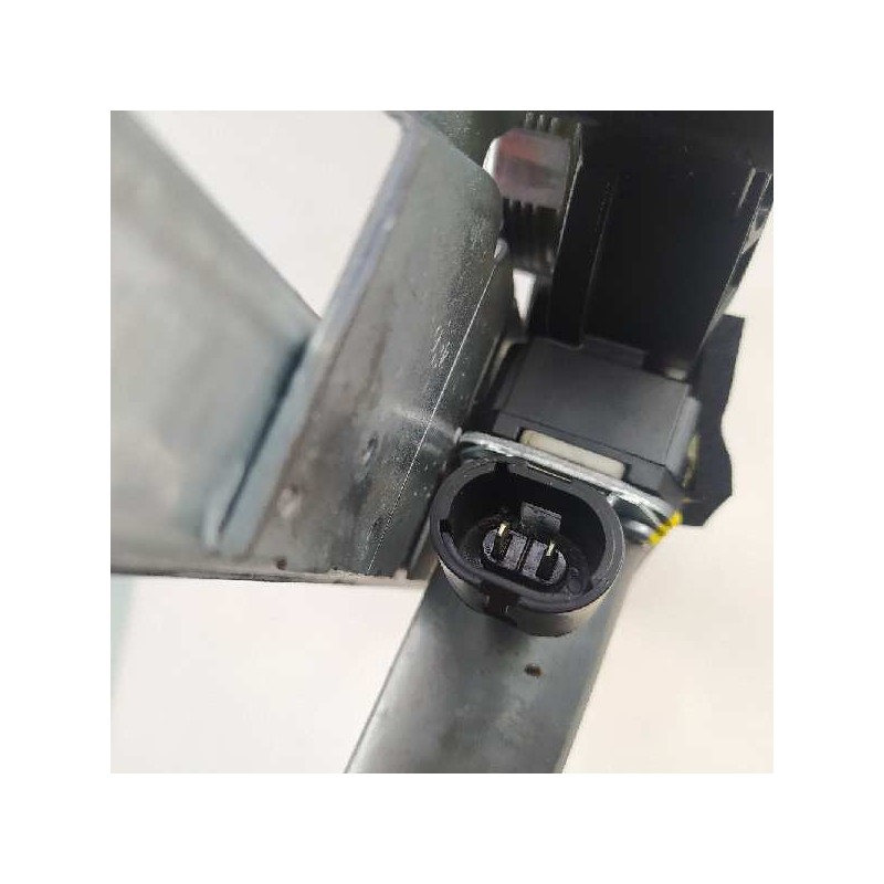 Recambio de elevalunas delantero derecho para renault trafic caja cerrada (ab 4.01) doble cabina l1h1 2,7t referencia OEM IAM   