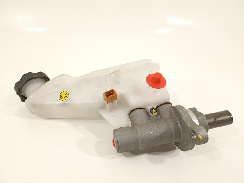 Recambio de bomba freno para hyundai kona essence 2wd referencia OEM IAM 58510J9220  