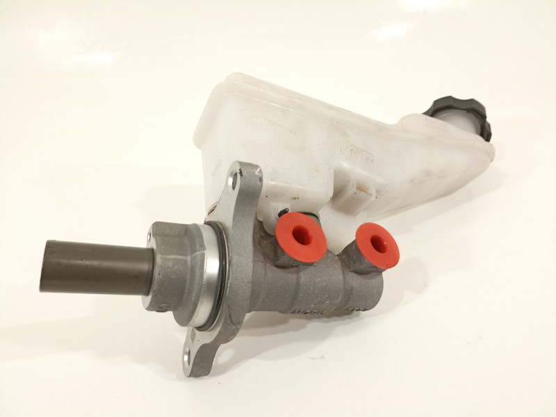 Recambio de bomba freno para hyundai kona essence 2wd referencia OEM IAM 58510J9220  