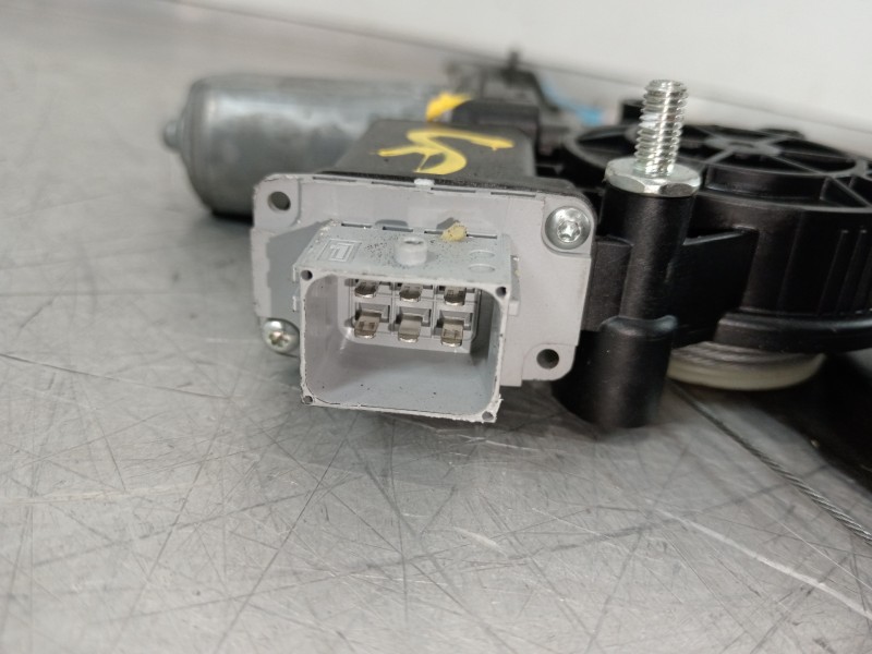 Recambio de elevalunas delantero derecho para fiat doblo cargo basis kombi referencia OEM IAM 51810879  