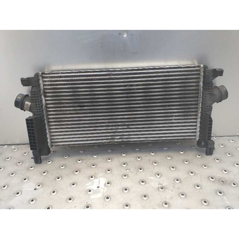 Recambio de intercooler para opel astra j lim. sport referencia OEM IAM 13267646  