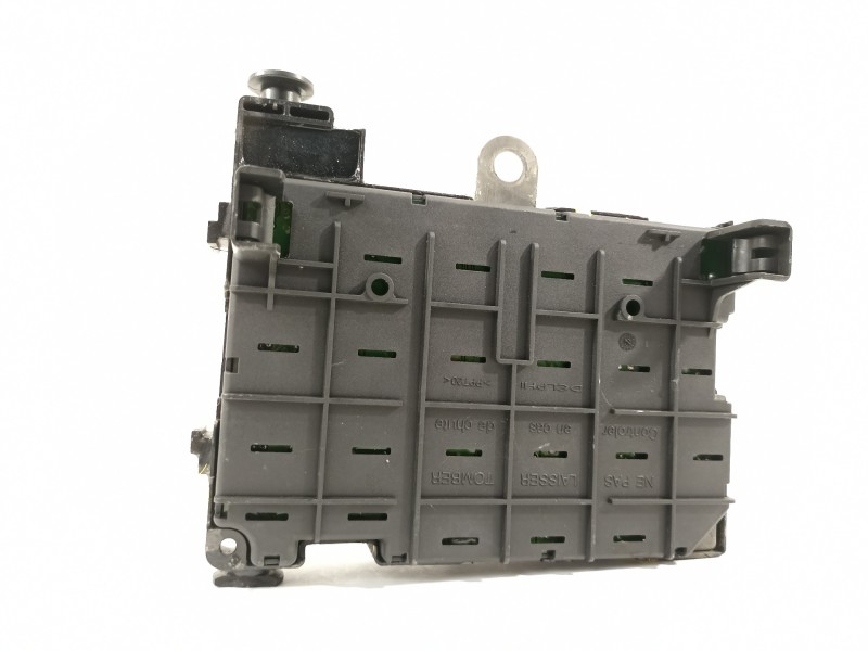 Recambio de caja reles / fusibles para peugeot 307 (s1) xs referencia OEM IAM 9650664180  
