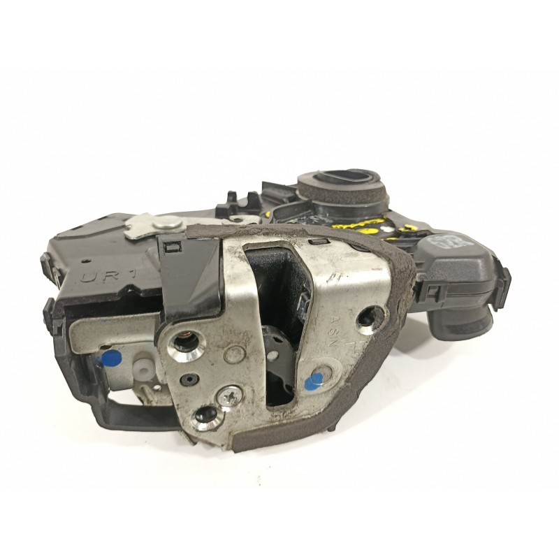 Recambio de cerradura puerta delantera derecha para toyota corolla verso (r1) 2.2 d-4d luna referencia OEM IAM 6903002162  