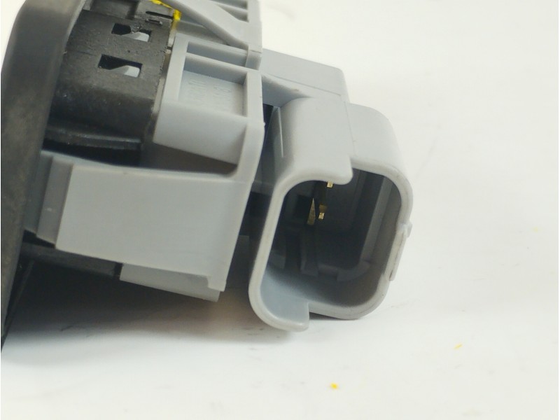 Recambio de maneta exterior porton para dacia duster ii sl 2019 referencia OEM IAM 906069264R  