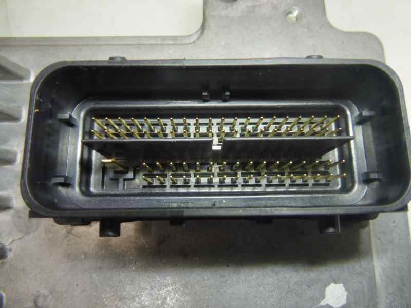 Recambio de centralita motor uce para opel astra j lim. sport referencia OEM IAM 12639891 86AATS5602850033 